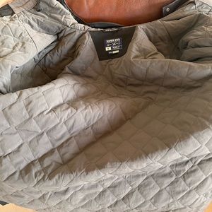 Carhartt Super Dux Insulated (3M thinsulate) Mens Coat. Black in color.